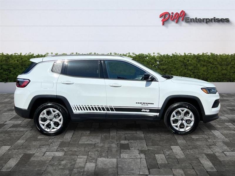 Jeep Compass Latitude 4WD 2026