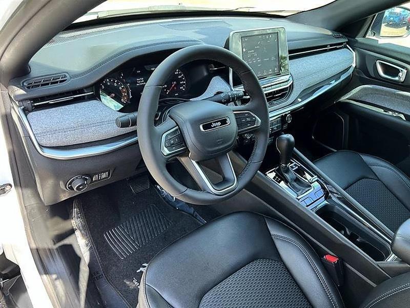 Jeep Compass Latitude 4WD 2026