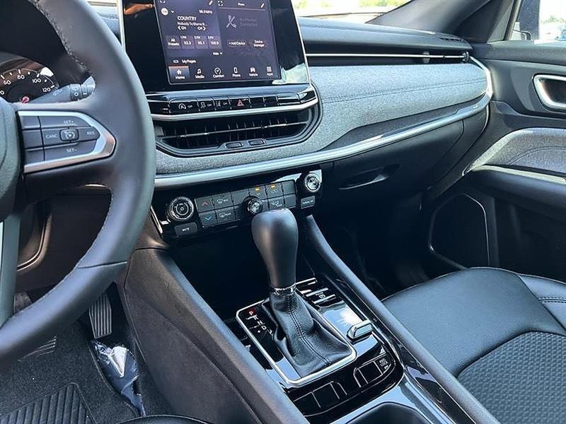 Jeep Compass Latitude 4WD 2026