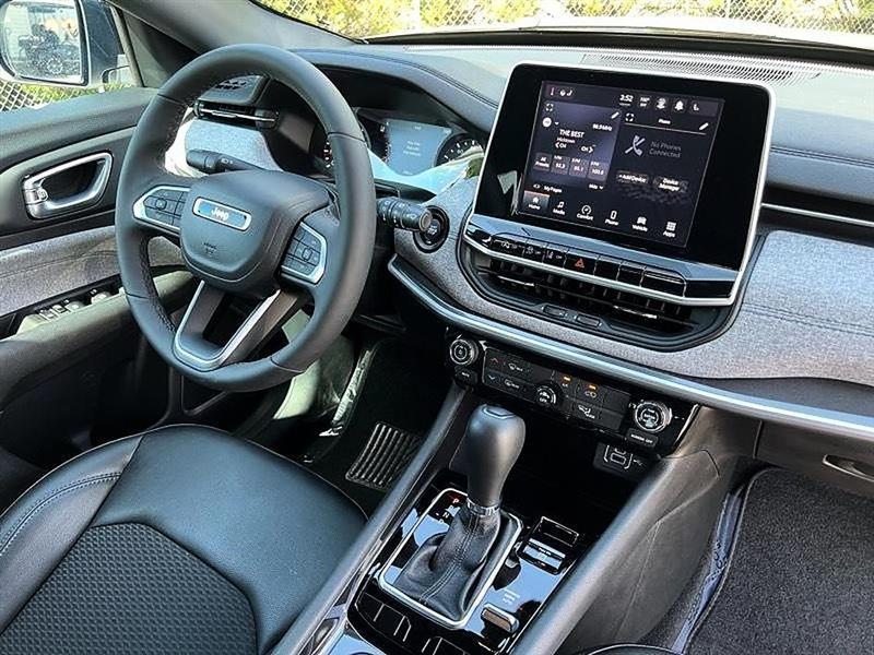 Jeep Compass Latitude 4WD 2026