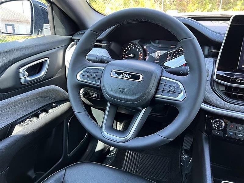 Jeep Compass Latitude 4WD 2026