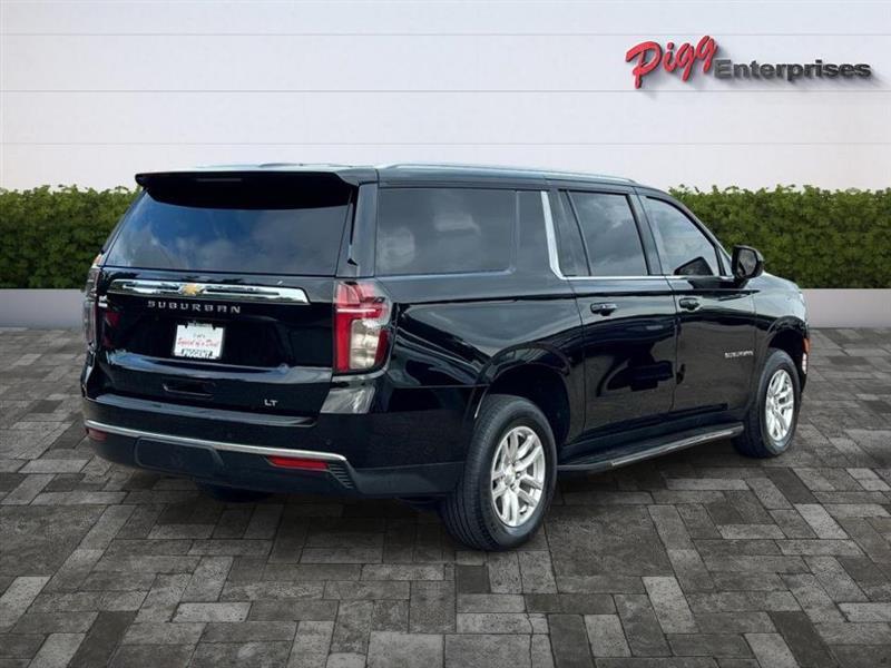 Chevrolet Suburban  2022