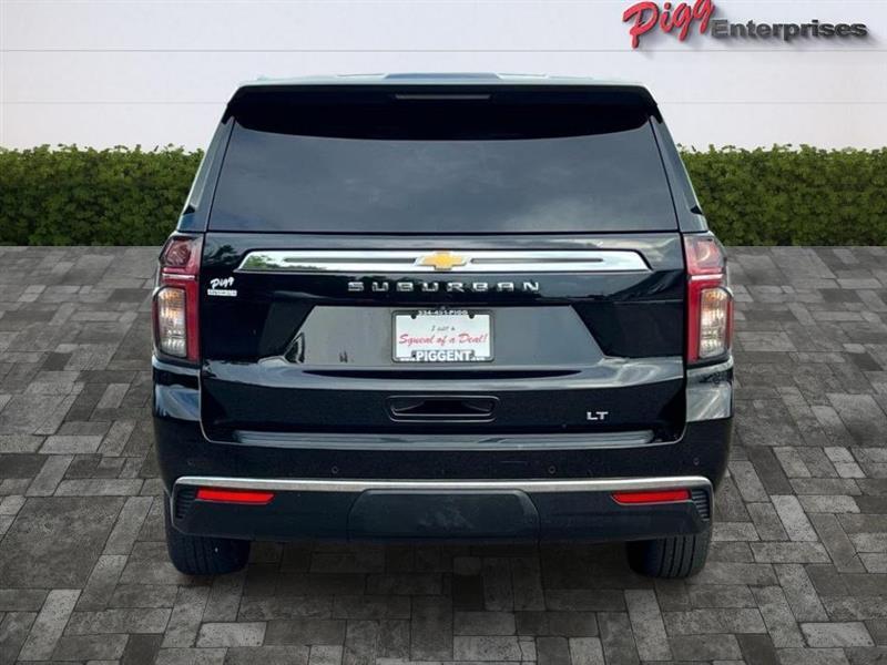 Chevrolet Suburban  2022