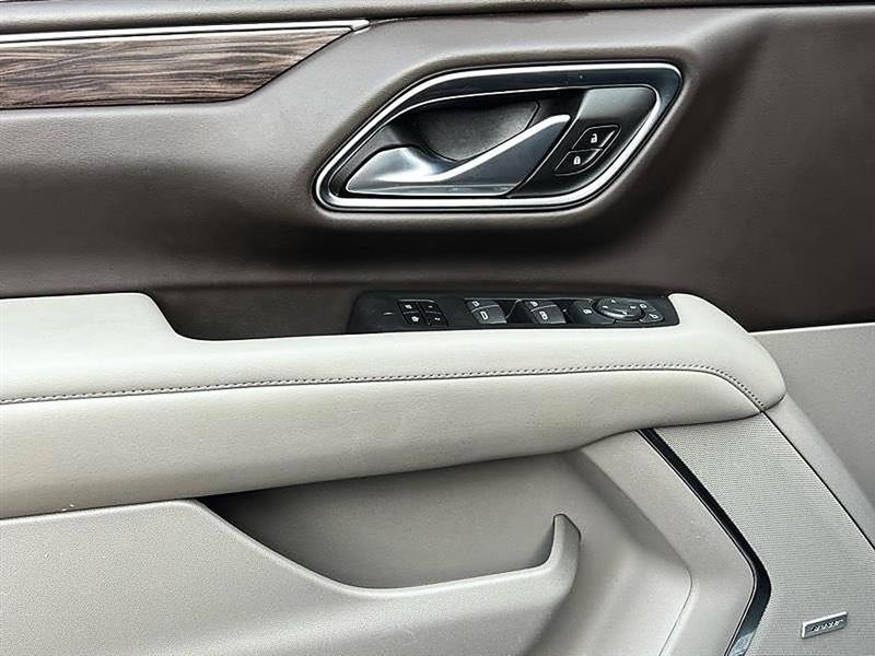 Chevrolet Suburban  2022