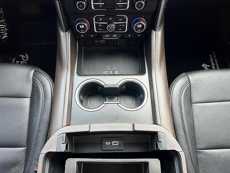 Chevrolet Suburban  2022