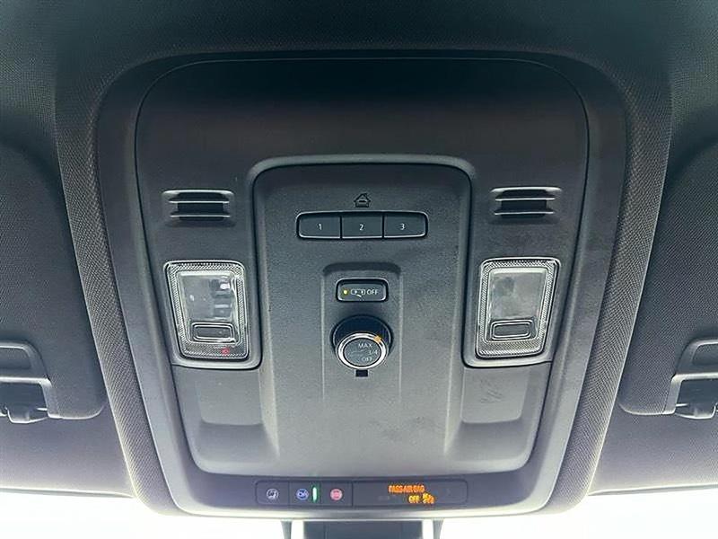 Chevrolet Suburban  2022