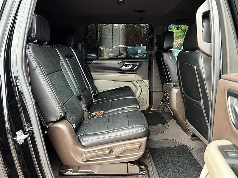 Chevrolet Suburban  2022