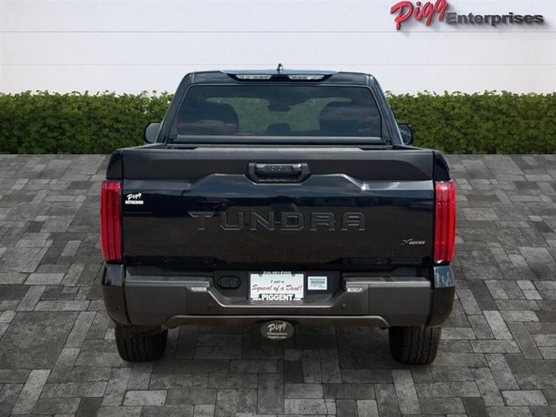 Toyota Tundra  2025