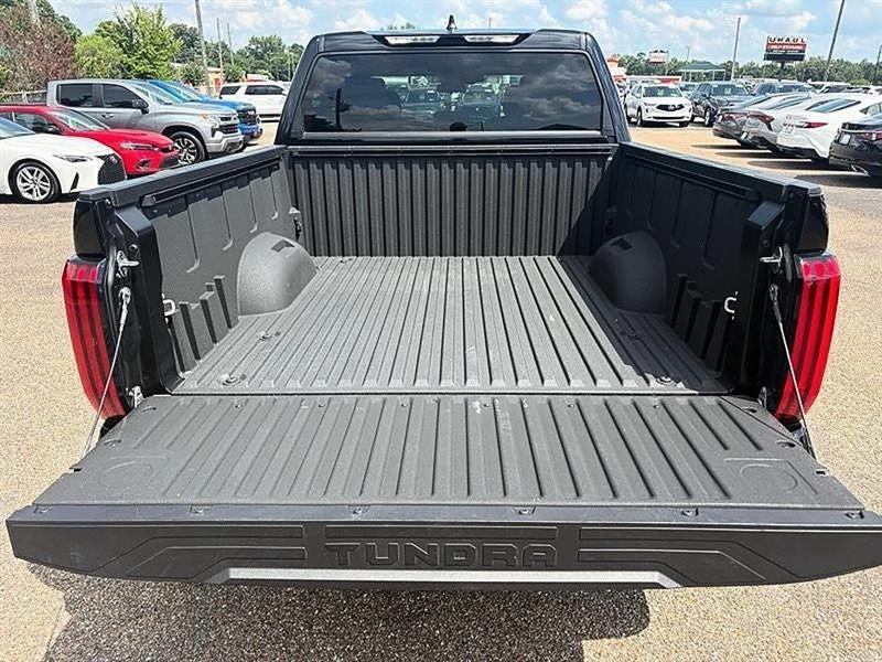 Toyota Tundra  2025