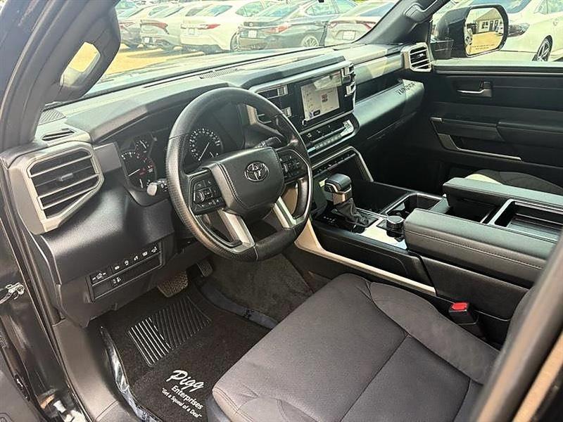 Toyota Tundra  2025