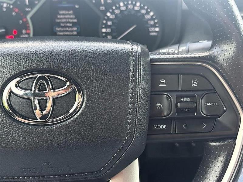 Toyota Tundra  2025