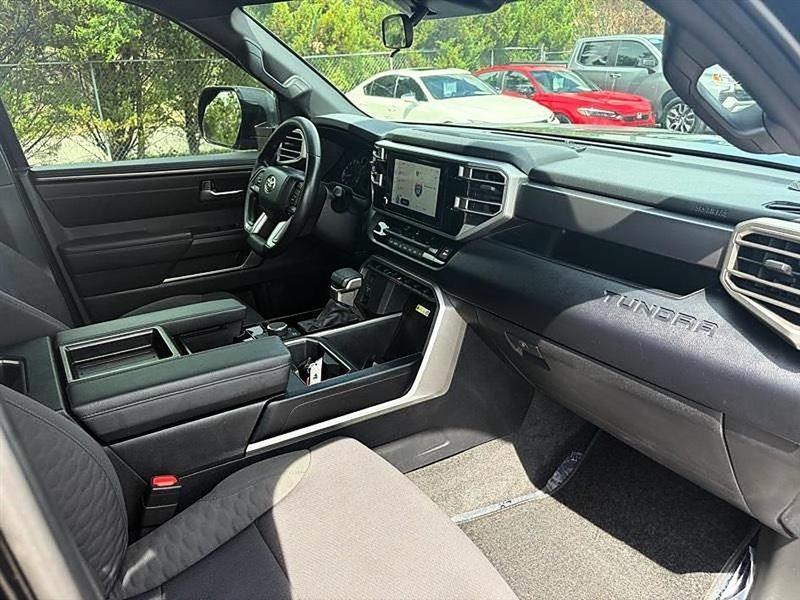 Toyota Tundra  2025