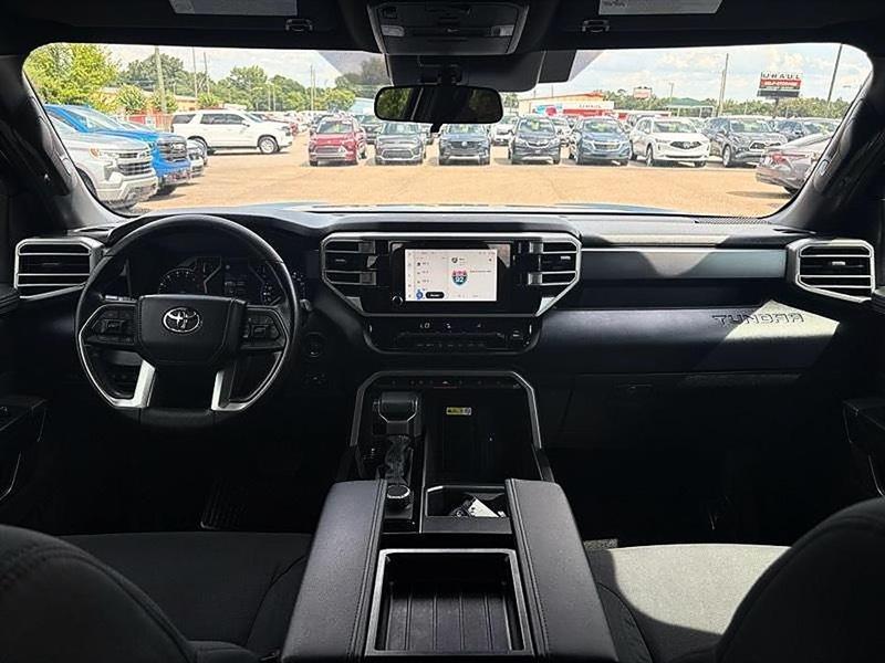 Toyota Tundra  2025