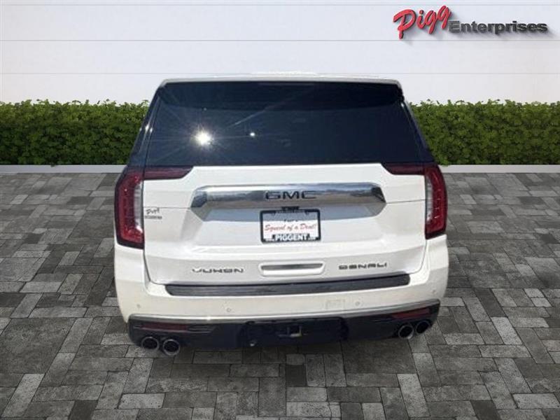 GMC Yukon XL  2021