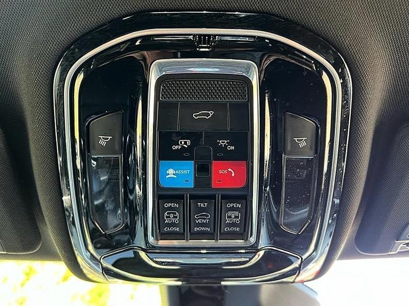 Jeep Grand Cherokee  2021