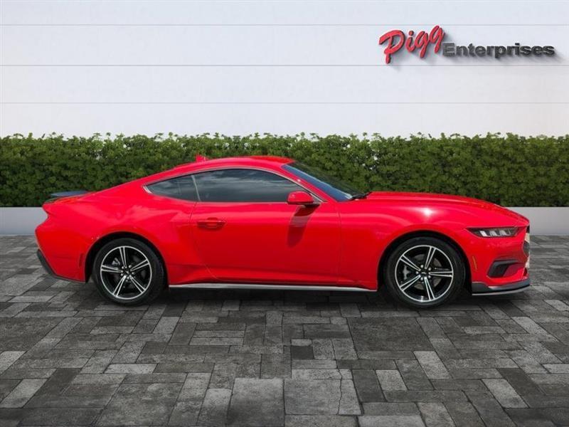 Ford Mustang  2024