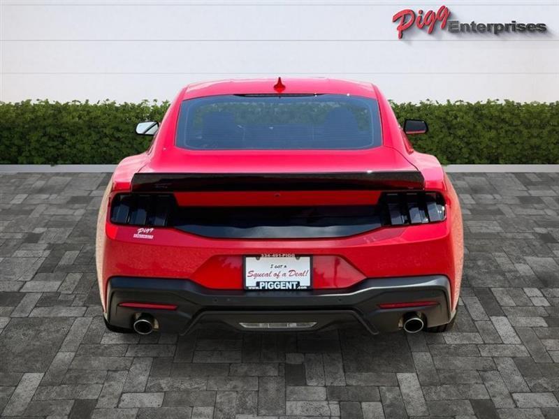Ford Mustang  2024