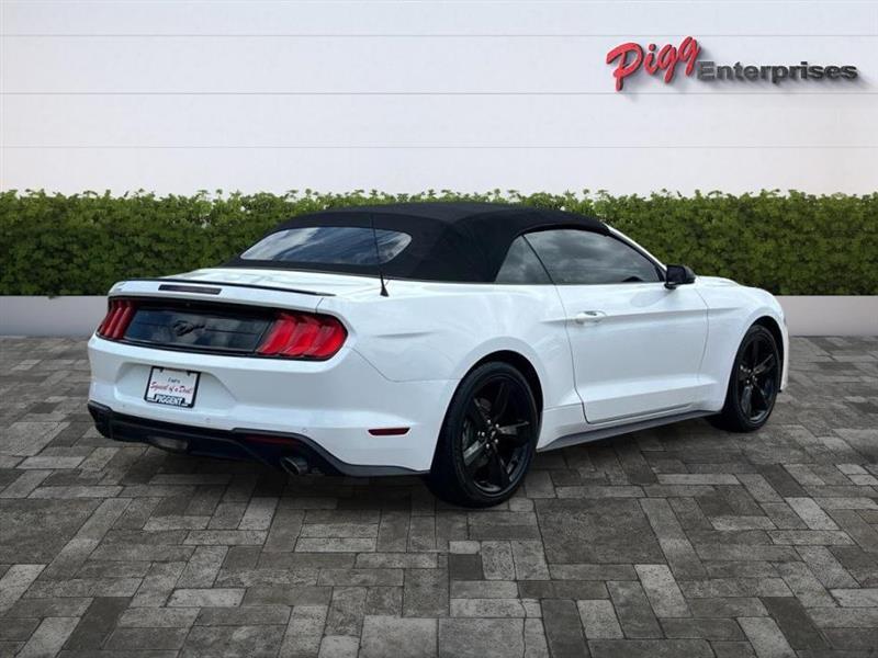 Ford Mustang  2022