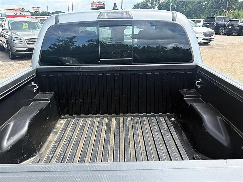 Toyota Tacoma  2021