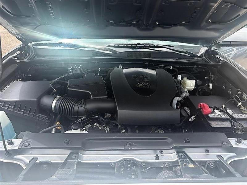 Toyota Tacoma  2021