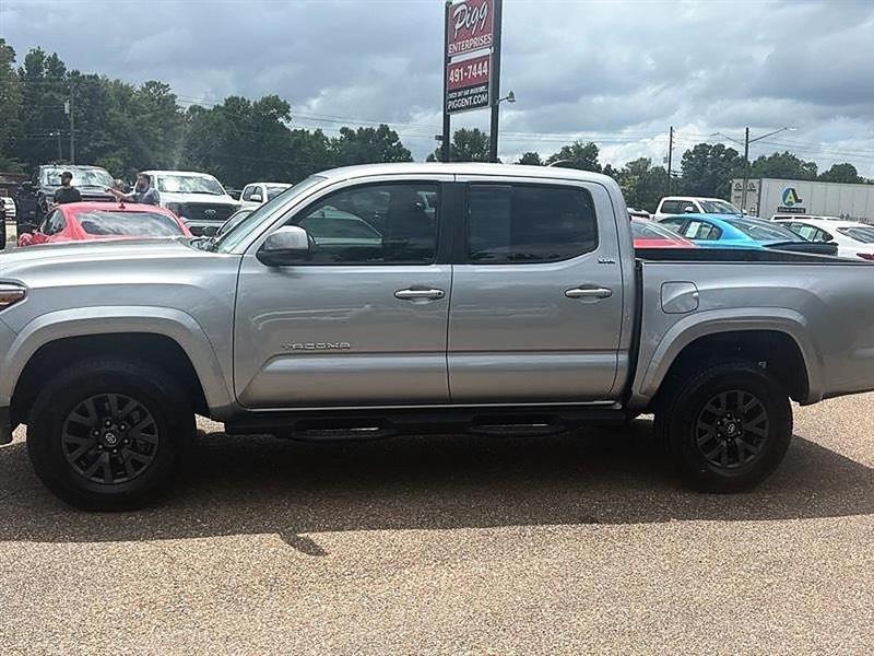 Toyota Tacoma  2021