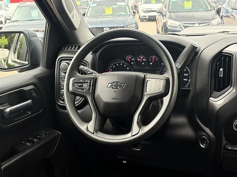 Chevrolet Silverado 1500  2024
