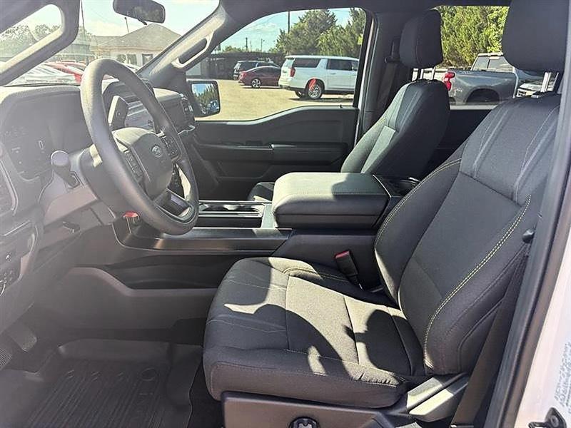 Ford F-150  2025