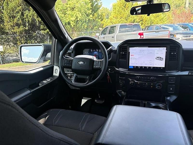 Ford F-150  2025