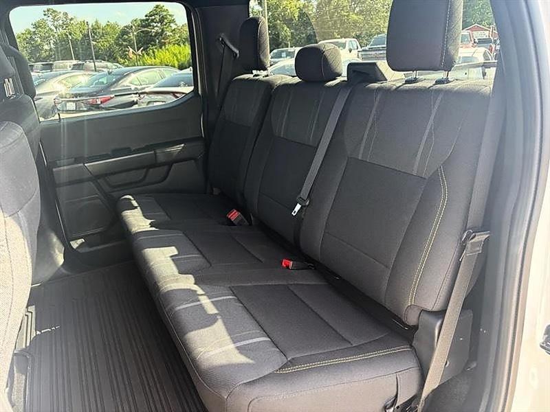 Ford F-150  2025