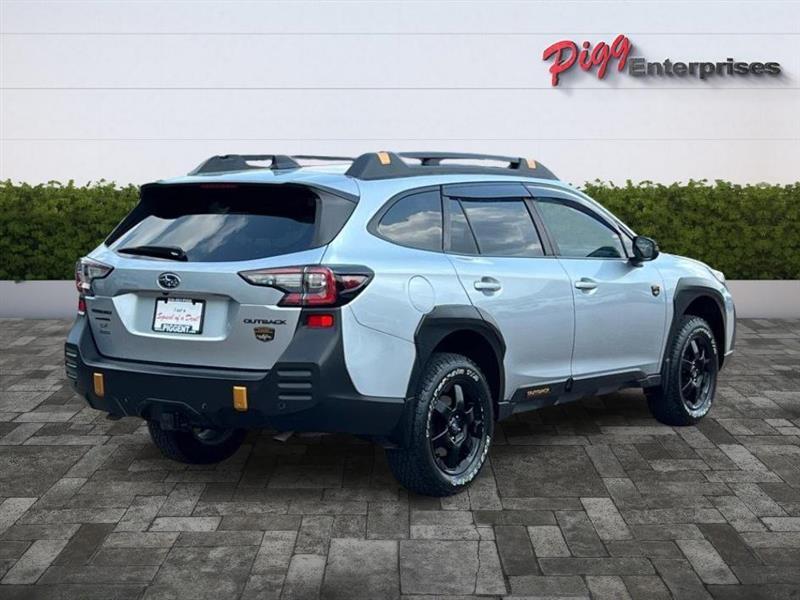 Subaru Outback  2022