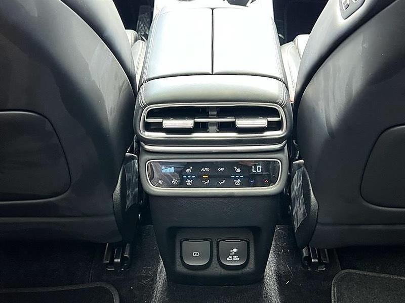 Genesis GV80  2025