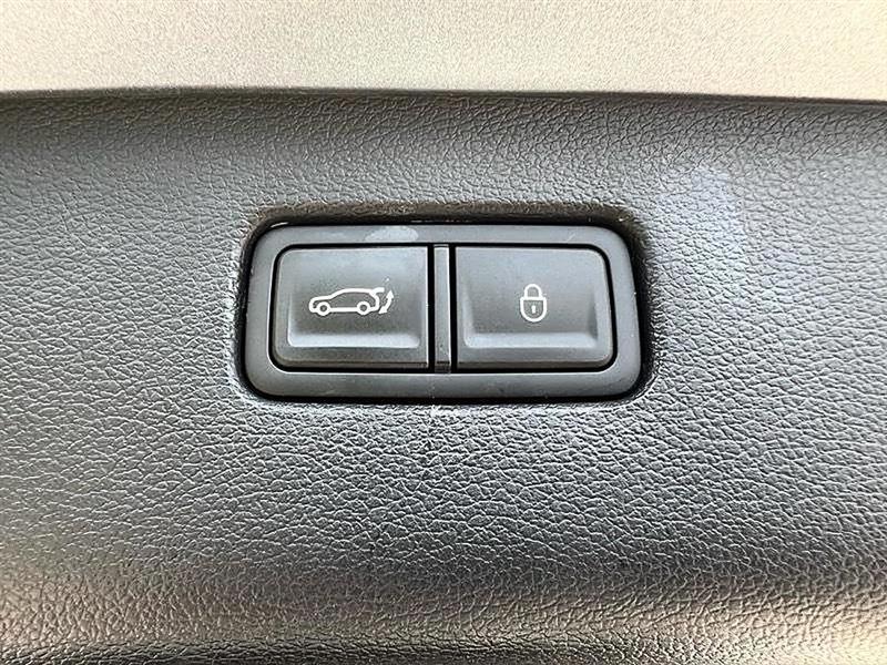 Genesis GV80  2025