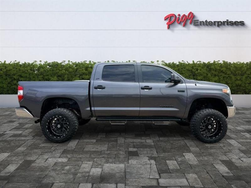 Toyota Tundra  2019