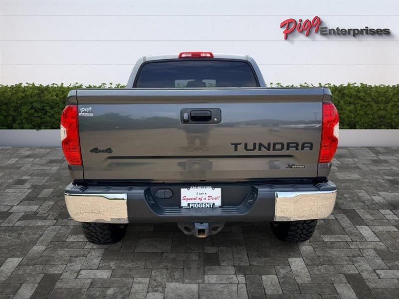 Toyota Tundra  2019