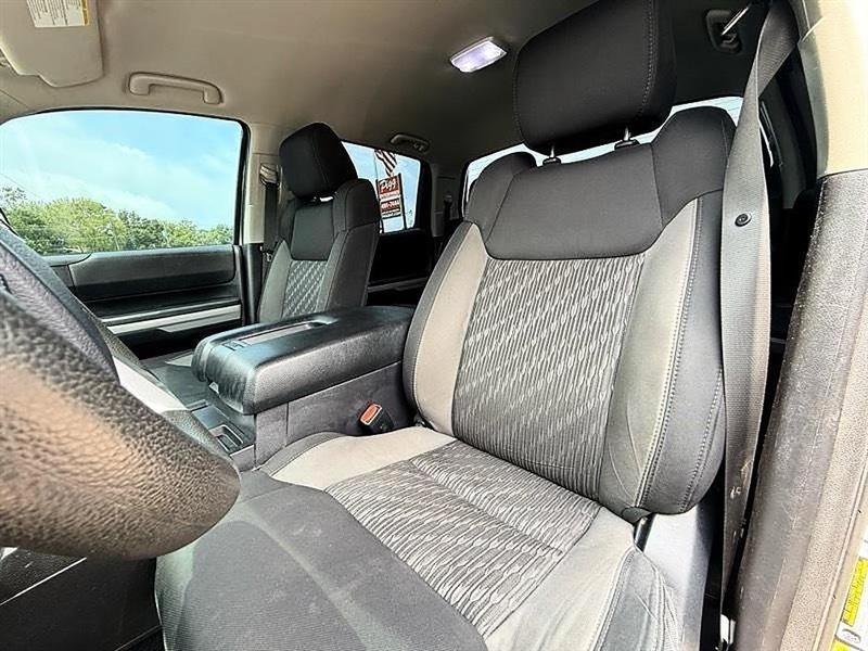 Toyota Tundra  2019