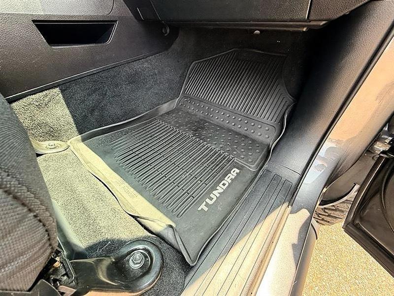 Toyota Tundra  2019