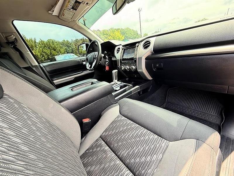 Toyota Tundra  2019