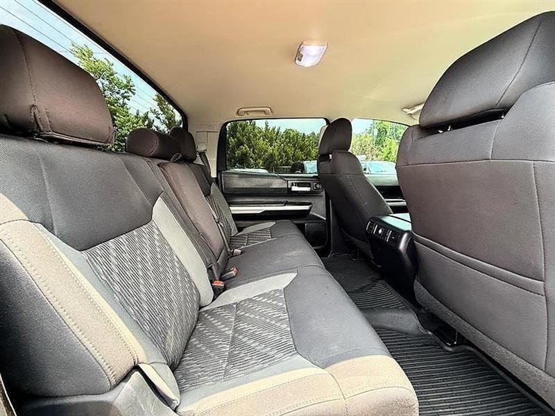 Toyota Tundra  2019