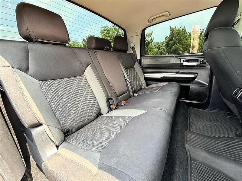 Toyota Tundra  2019