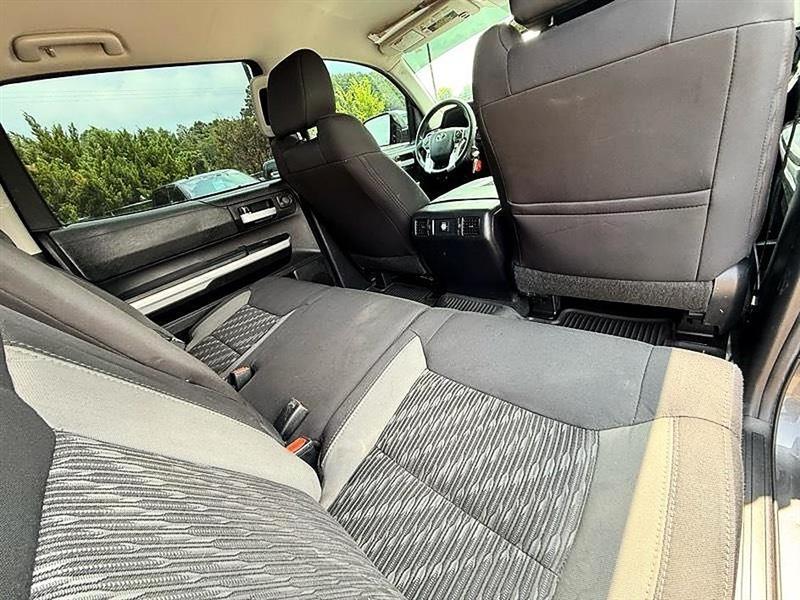 Toyota Tundra  2019