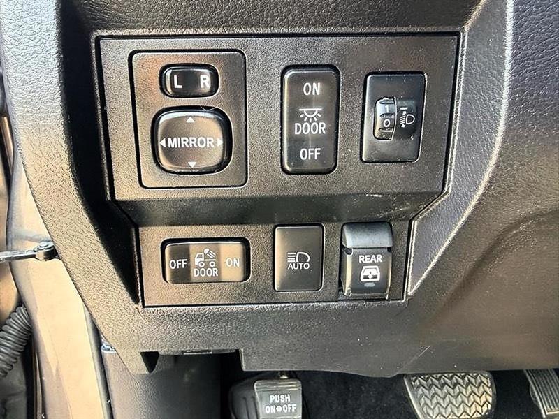 Toyota Tundra  2019
