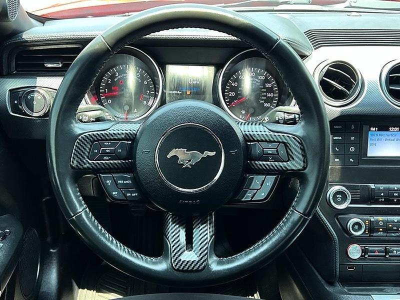 Ford Mustang  2021