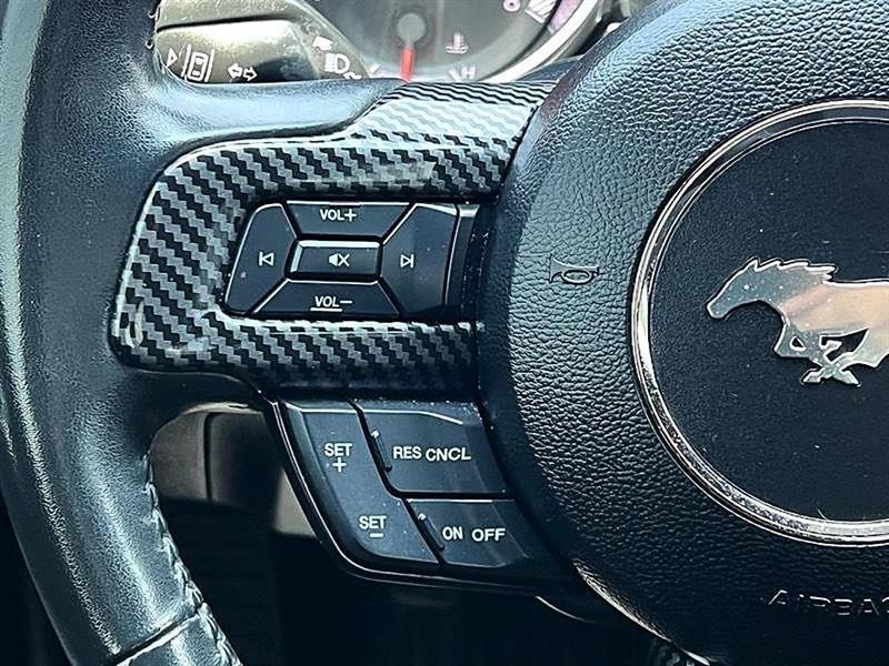 Ford Mustang  2021