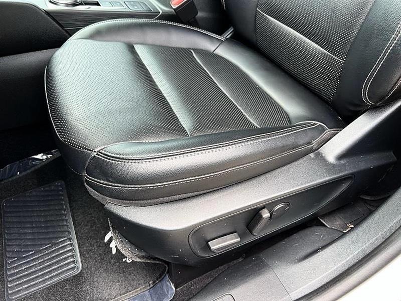 Ford Escape  2021