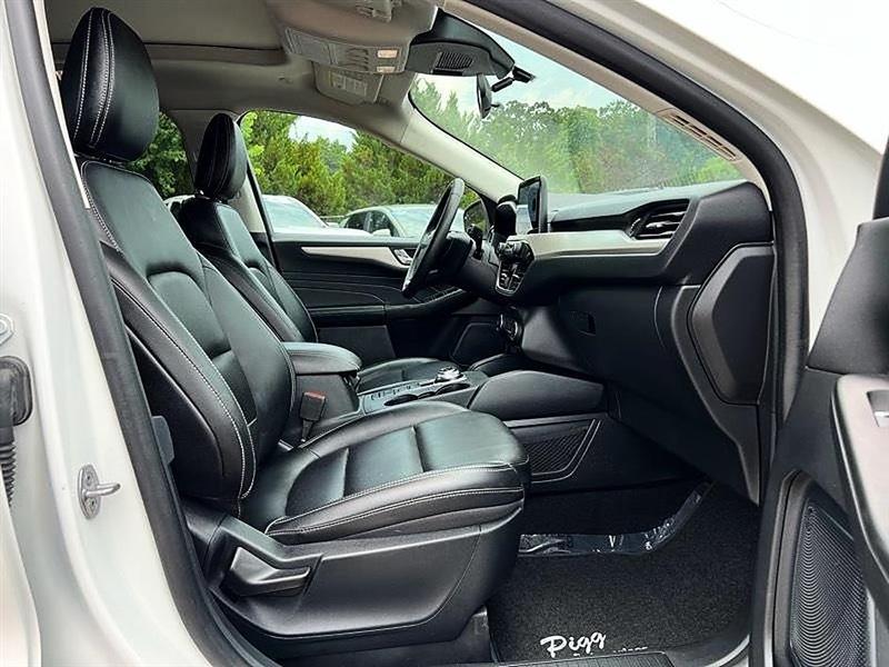 Ford Escape  2021