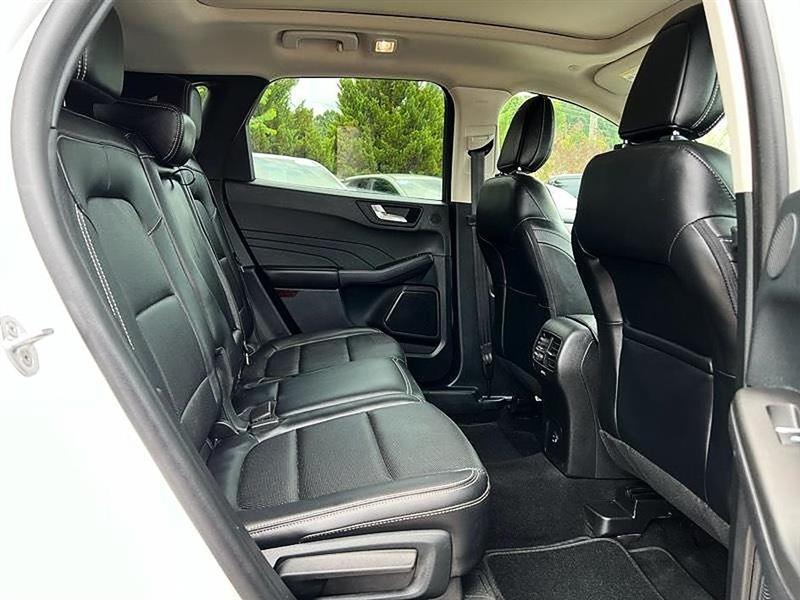 Ford Escape  2021