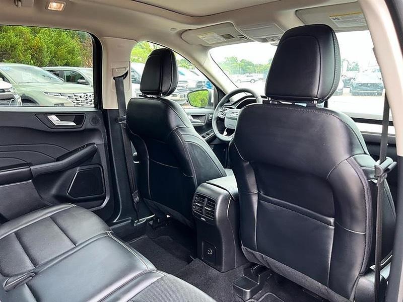 Ford Escape  2021