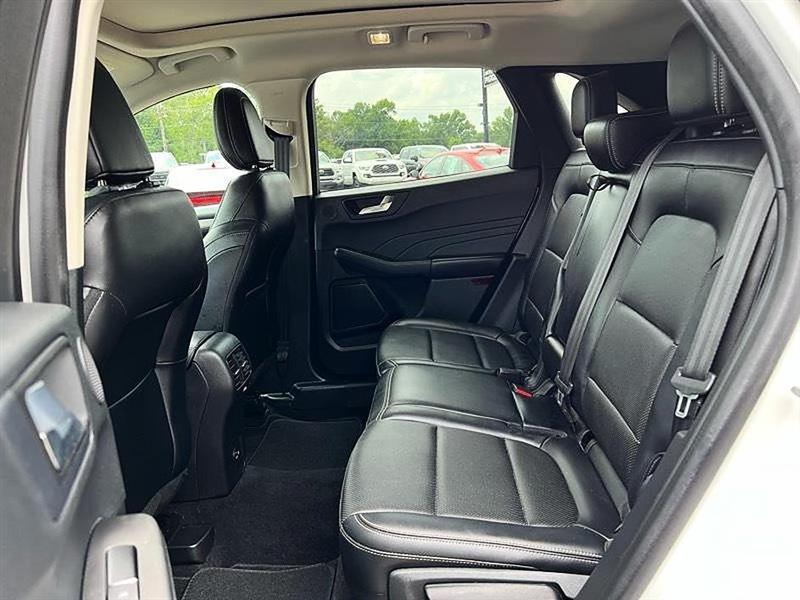 Ford Escape  2021