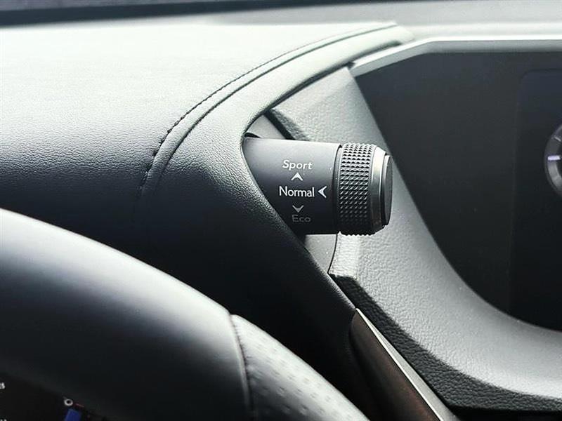 Lexus ES 350  2019