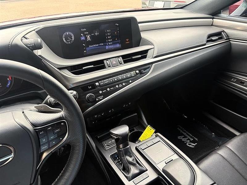 Lexus ES 350  2019